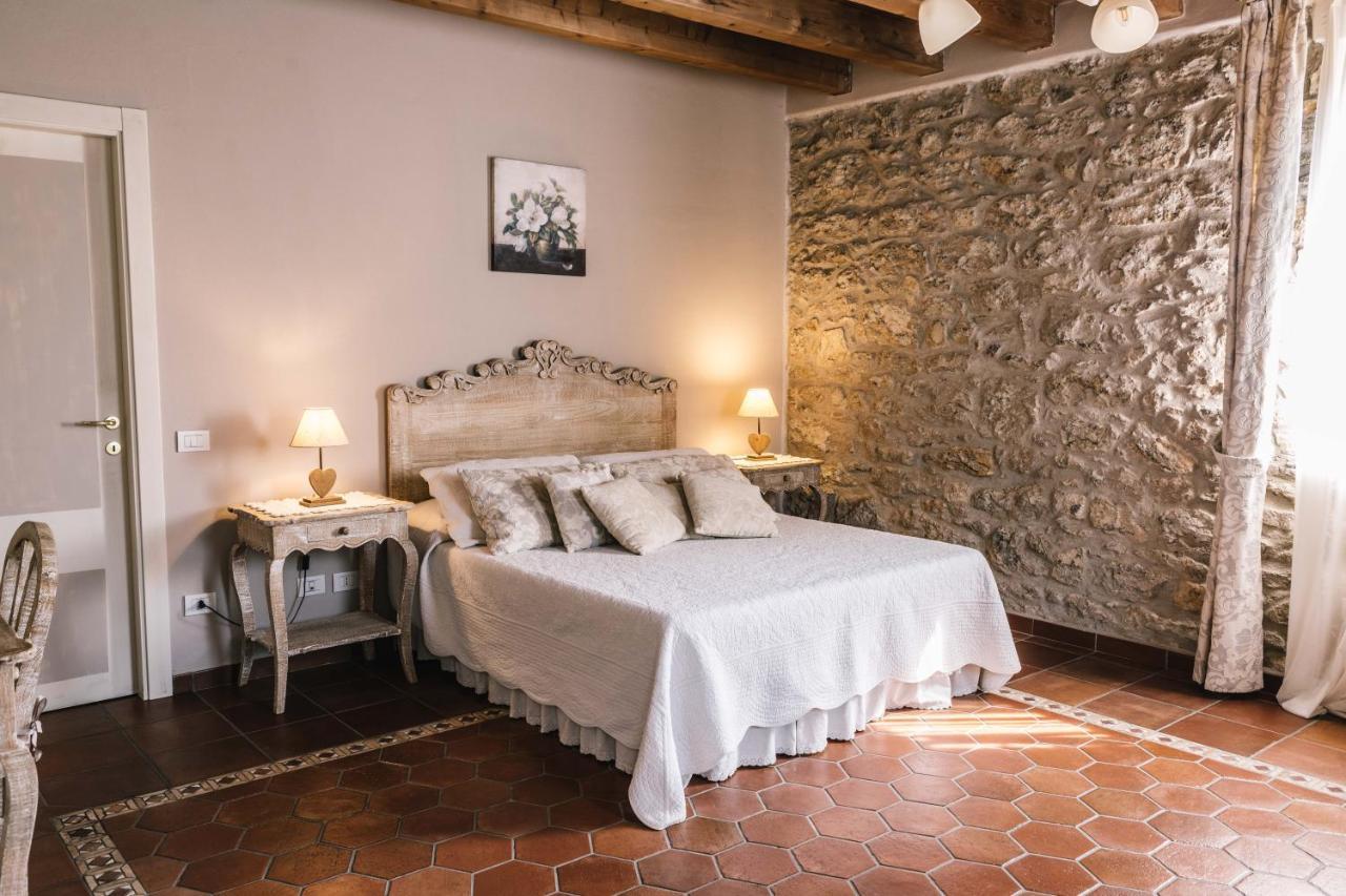 B&B - Relais De Charme La Caminella San Pietro in Cariano Eksteriør bilde